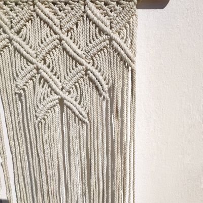 مكرميه للحائط صغيره 