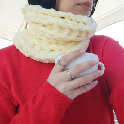 Crochet cowl fluffy 