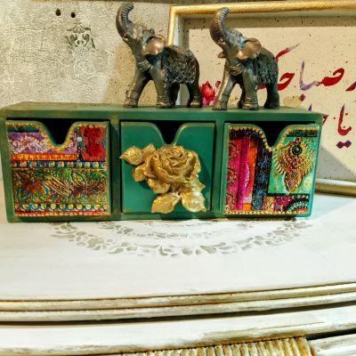 منظم الاكسسوارات والميكب 