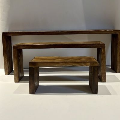 طقم استاند  مكون من ٣ طوابق مختلفه المقاسات 