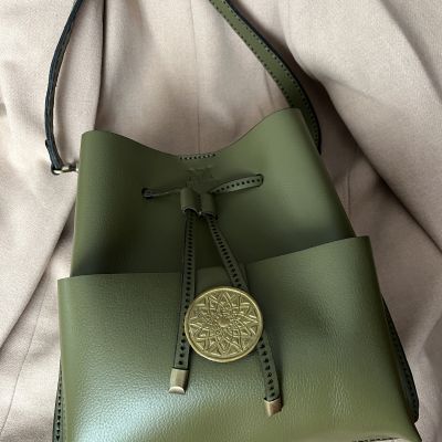 شنطه جلد طبيعي صناعه يدويه 