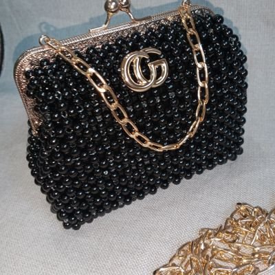 شنطه بفريم من اللولي الاسود 