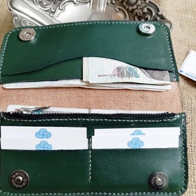 محفظه جلد طبيعي بحفر يدوي لون اخضر