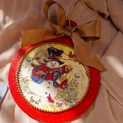 عليقات تزين لكريسماس