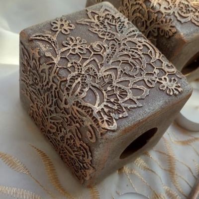 قواعد خشبية للشموع