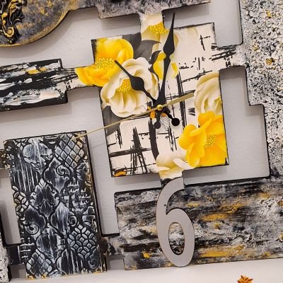 ساعه تابلوة