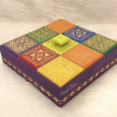 علبة حلويات