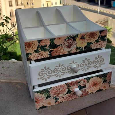 منظم للتسريحه هاند ميد 