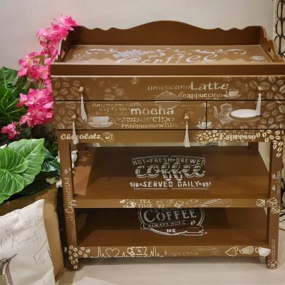 طاولة لركن القهوة