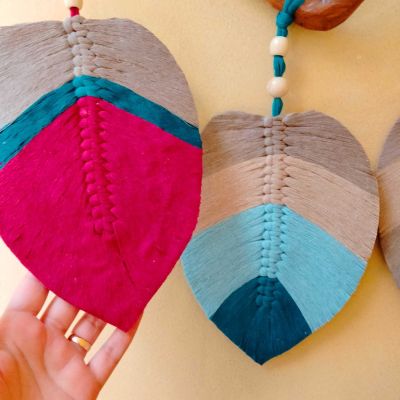 معلقه حائط مكرمية