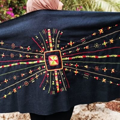 شال صوف جوخ مطرز يدوى بالكامل