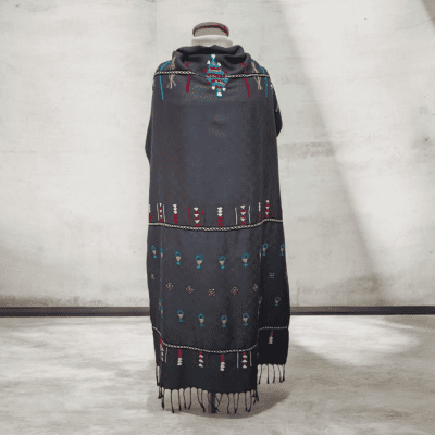 Handmade embroidered shawl from SIWA