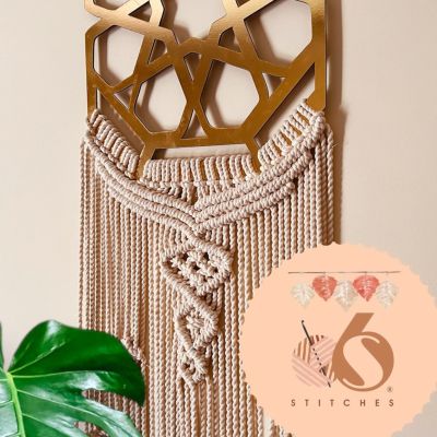 Arabesque macrame decor