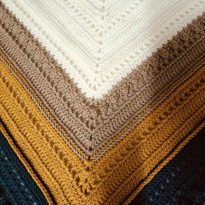 Crochet triangle scarf