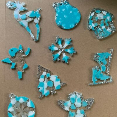 تعليقة شجرة الكريسماس من الريزن