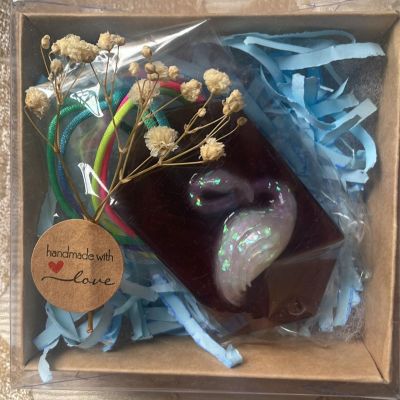 تعليقة سيارة من الريزن 