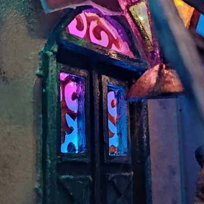 فانوس رمضان بداخله مشهد من شارع مصري فى رمضان 