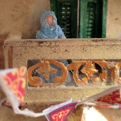 فانوس رمضان بداخله مشهد من شارع مصري فى رمضان 