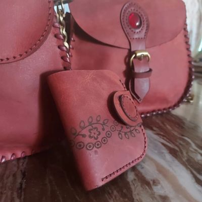 شنطه جلد طبيعي