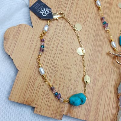 طقم سلسله وانسيال وحلق من احجار الكوارترز والفيروز 