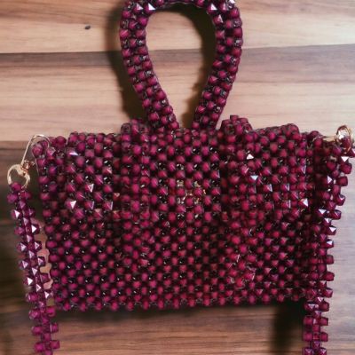 شنطه كريستال