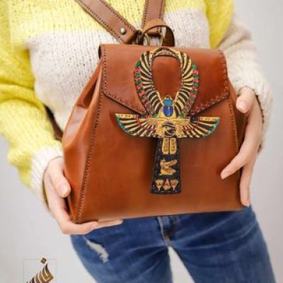  A completely genuine leather bag according