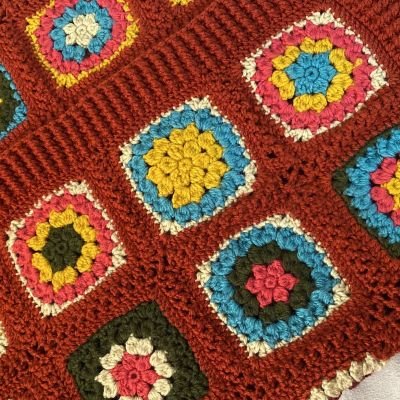 جاكت مربعات جراني صوف