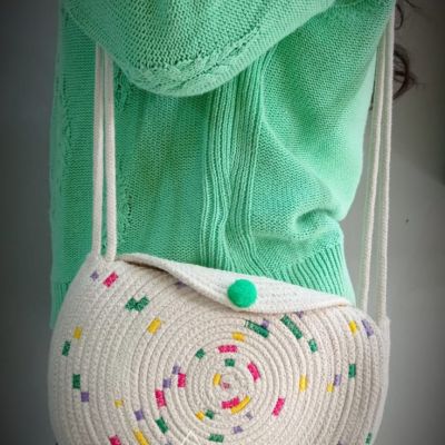 شنطة ترندي عصرية 