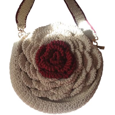 حقيبه من الكروشيه