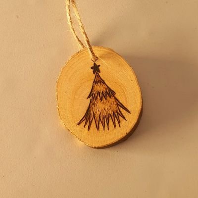 عليقات خشب يدوي