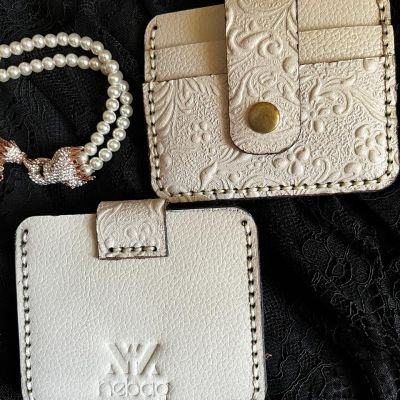 حافظه كروت من الجلد الطبيعي 