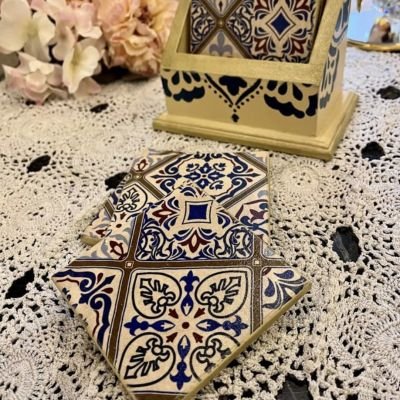 صينية مع طقم قواعد للاكواب