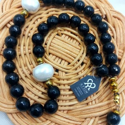 مسبحه٣٣ من احجار العقيق وفواصل هيماتيت وسلاسل دهب صينى جولد