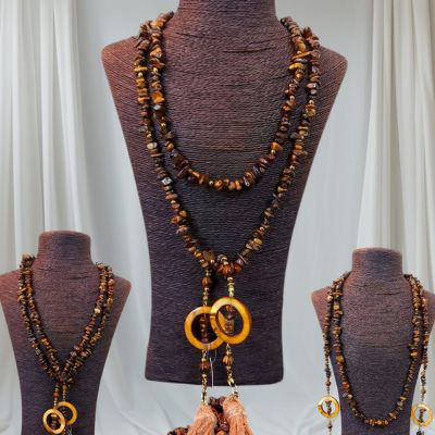 طقم عقد اسكارف وحلق واسوره من احجار التايجر