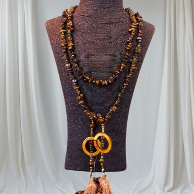 طقم عقد اسكارف وحلق واسوره من احجار التايجر