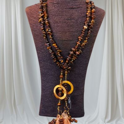 طقم عقد اسكارف وحلق واسوره من احجار التايجر