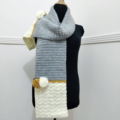 Wool scarf