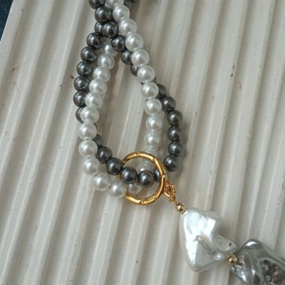 Unique Shell pearl necklace 