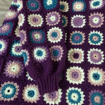 جاكت كروشيه وحدات من الصوف