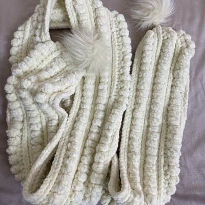 Off-white soft scarf