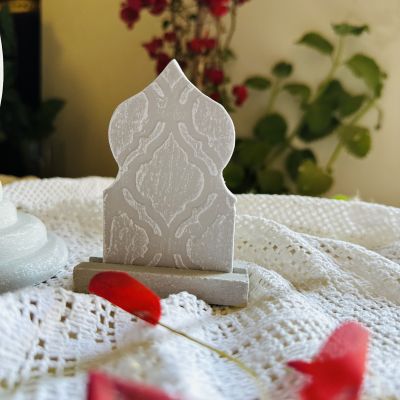 مجموعة ديكورية من صينية وحامل شموع