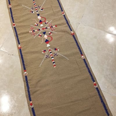 رانر طاولة مطرز يدوى فى واحة سيوة