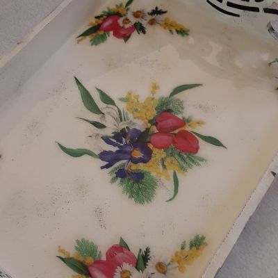 صينية خشب بيضاء