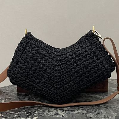 شنطة نسائية