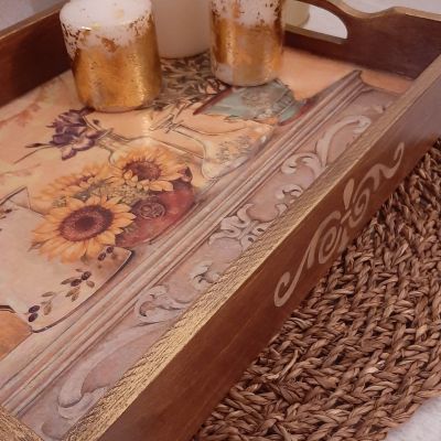 صينية خشب بني