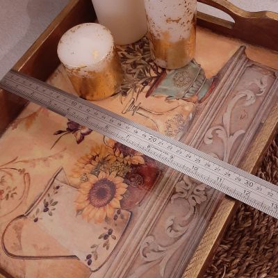 صينية خشب بني