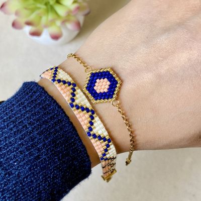 طقم أساور أزرق و سيمون