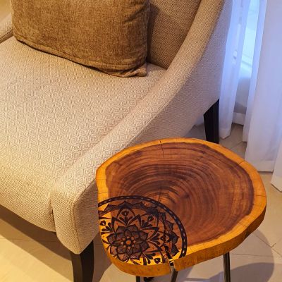 مندالا - طاولة جانبية