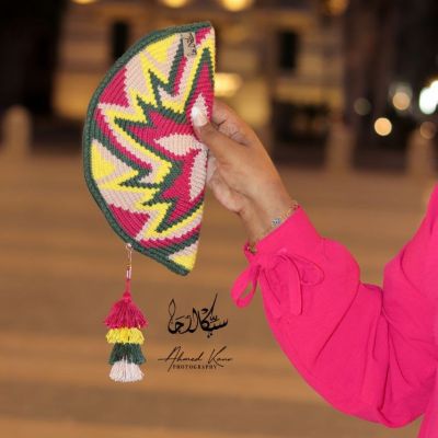 كلاتش نصف دائري أخضر 