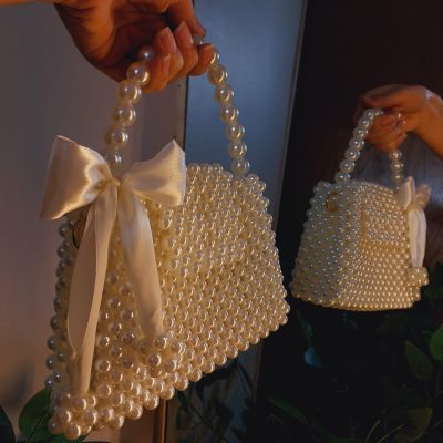 Bow pearls bag